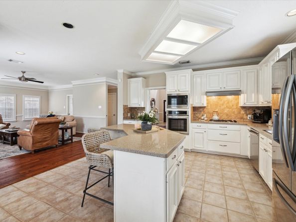 13923 Roxton Drive, Houston TX 77077