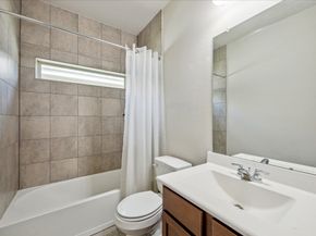 5339 Basquiat Drive, Houston TX 77048