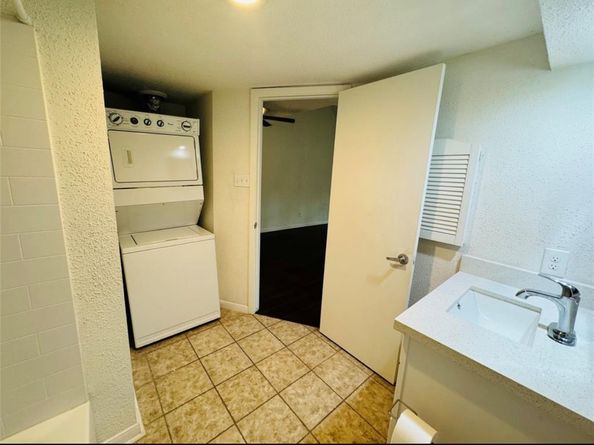 17210 Imperial Valley Drive 61, Houston TX 77060