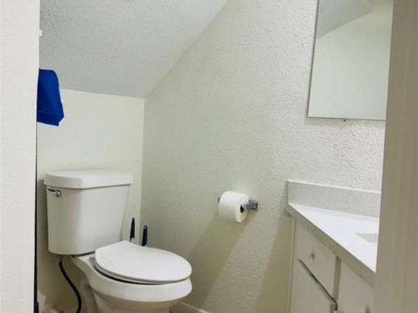 17210 Imperial Valley Drive 61, Houston TX 77060