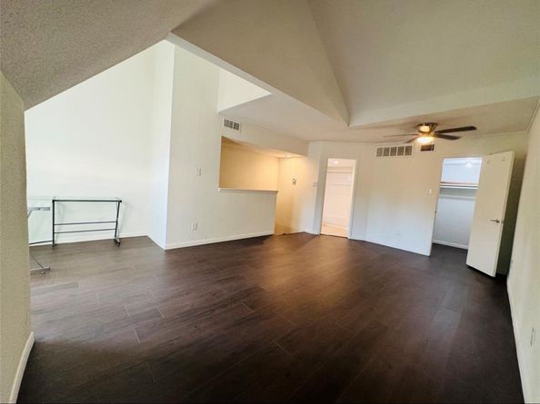 17210 Imperial Valley Drive 61, Houston TX 77060