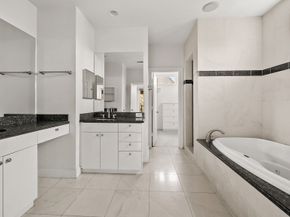 2436 Bissonnet Street 8, Houston TX 77005