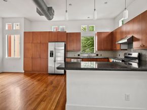 2436 Bissonnet Street 8, Houston TX 77005