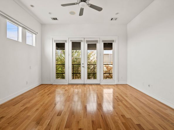 2436 Bissonnet Street 8, Houston TX 77005