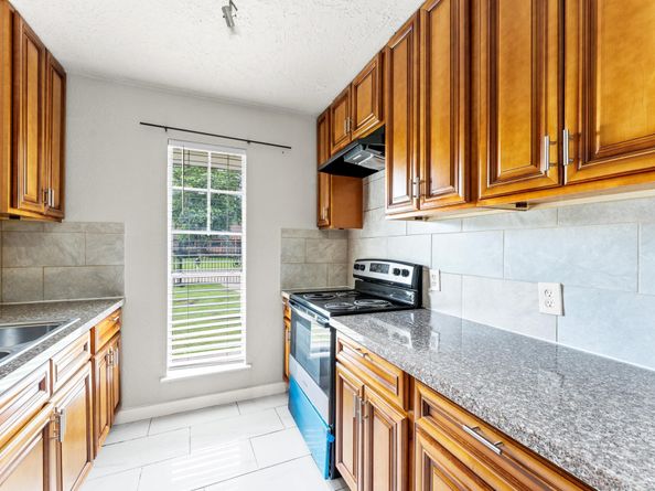 6618 Hopper Road, Houston TX 77016