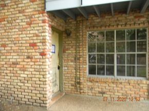 6401 Skyline Drive 37, Houston TX 77057