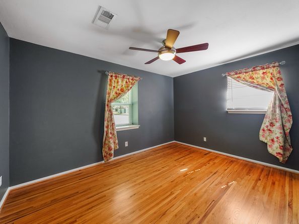 9543 Weatherwood Drive, Houston TX 77080
