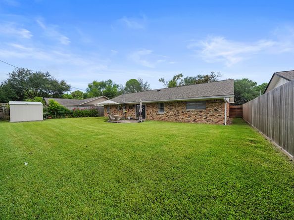 9543 Weatherwood Drive, Houston TX 77080