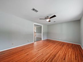9543 Weatherwood Drive, Houston TX 77080