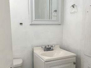 12332 Kayla Lane, Houston TX 77015