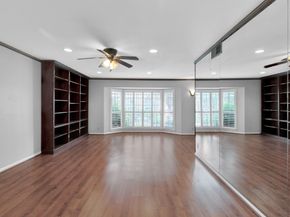 6350 Briar Rose Drive 185, Houston TX 77057