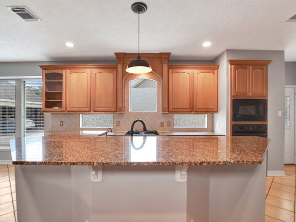 15510 Marble Canyon Way, Houston TX 77044