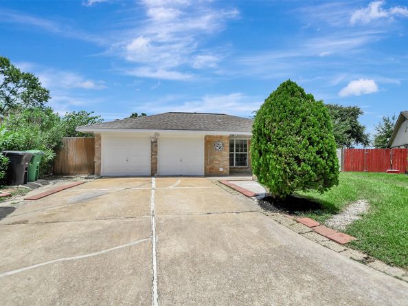 11803 Rhinebeck Drive, Houston TX 77089