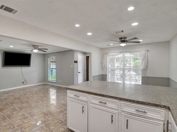 11803 Rhinebeck Drive, Houston TX 77089