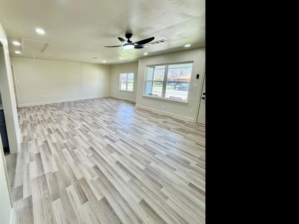 4414 Howcher Street, Houston TX 77047