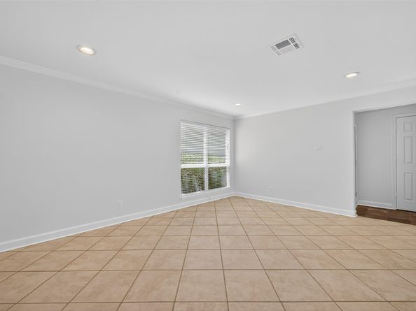 723 Worthshire Street, Houston TX 77008
