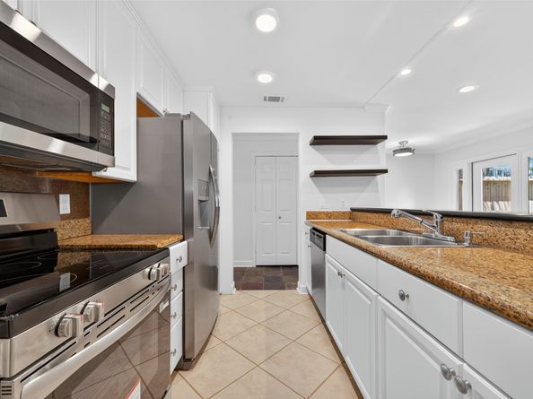 723 Worthshire Street, Houston TX 77008