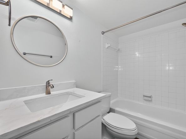723 Worthshire Street, Houston TX 77008