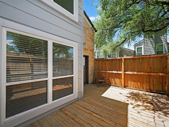 723 Worthshire Street, Houston TX 77008