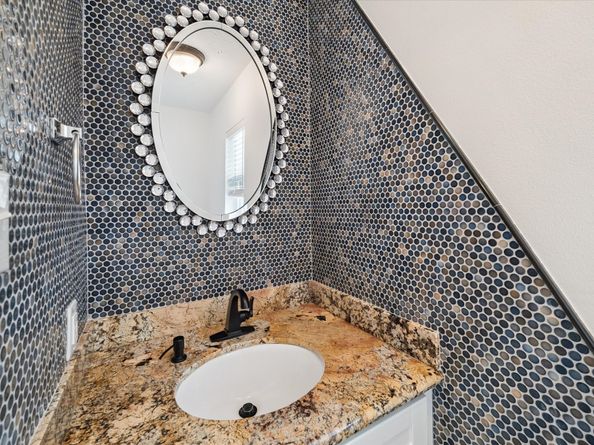 10211 Olympia Drive, Houston TX 77042