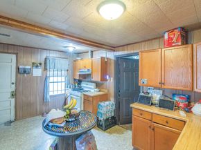1009 Wainwright Street, Houston TX 77022