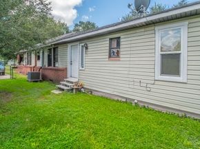 1009 Wainwright Street, Houston TX 77022