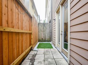 2614 Maxroy Street, Houston TX 77007