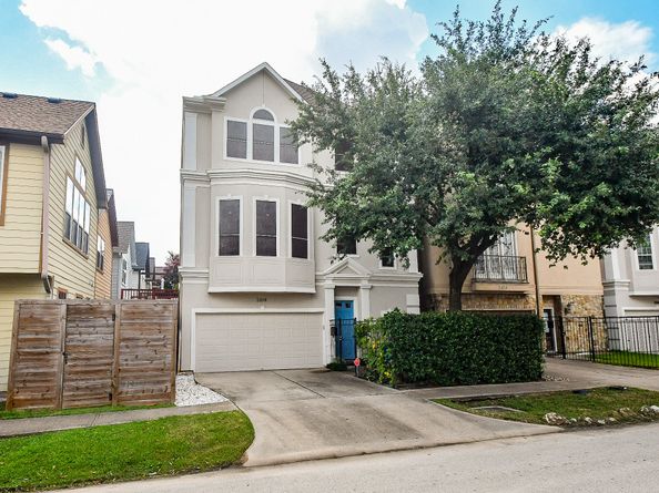2614 Maxroy Street, Houston TX 77007