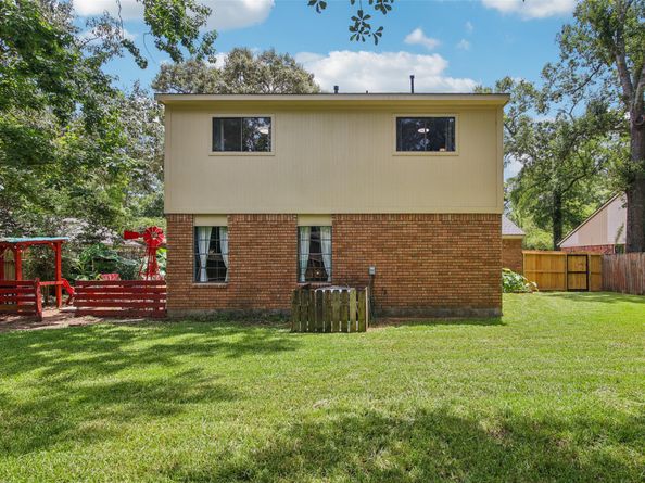 5210 Creek Shadows Drive, Houston TX 77339