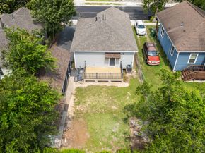 1505 Hussion Street, Houston TX 77003