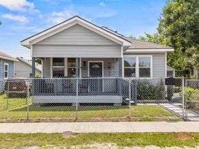 1505 Hussion Street, Houston TX 77003