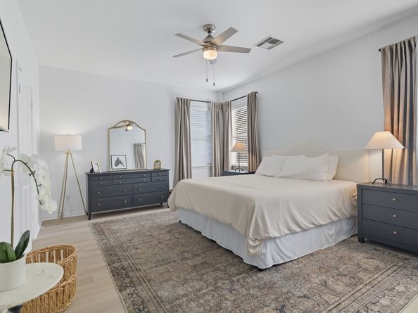 166 Black Swan Place, The Woodlands TX 77354