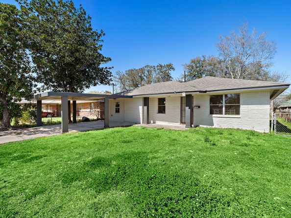 3121 Chimira Lane, Houston TX 77051