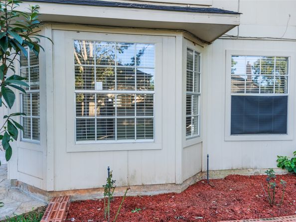 6311 Laurel Bush Lane, Sugar Land TX 77479
