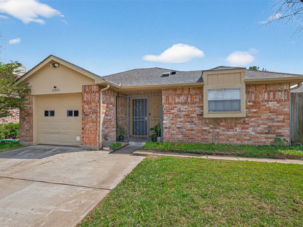 13947 Cravenridge Drive, Houston TX 77083