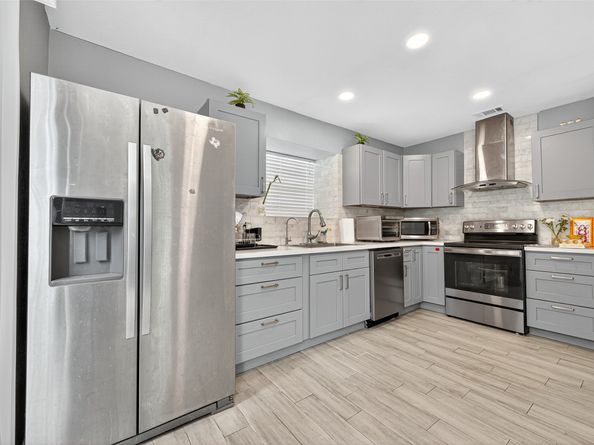 13947 Cravenridge Drive, Houston TX 77083