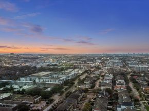 3388 Sage Road 2401, Houston TX 77056