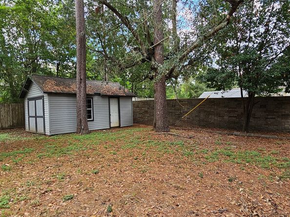 15206 Beacham Drive, Houston TX 77070