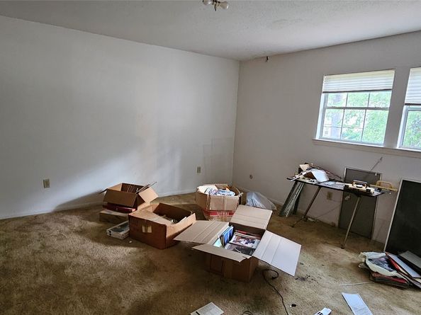 15206 Beacham Drive, Houston TX 77070