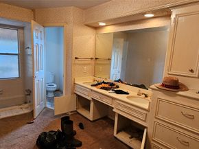 15206 Beacham Drive, Houston TX 77070