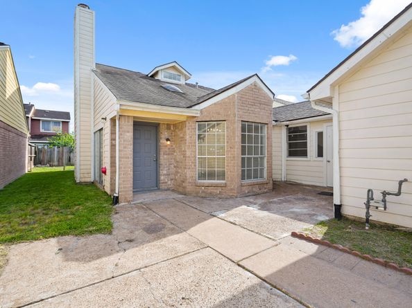 11843 Fairpoint Drive, Houston TX 77099