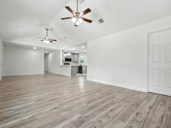 1310 Canterview Drive, Houston TX 77047