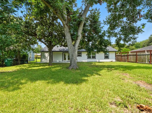 1310 Canterview Drive, Houston TX 77047