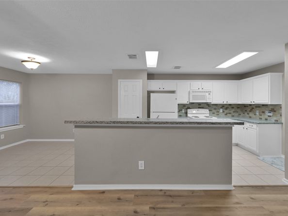147 Anise Tree Place, The Woodlands TX 77382