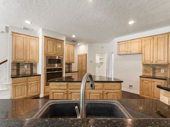 13276 Brookfield Lane, Conroe TX 77302