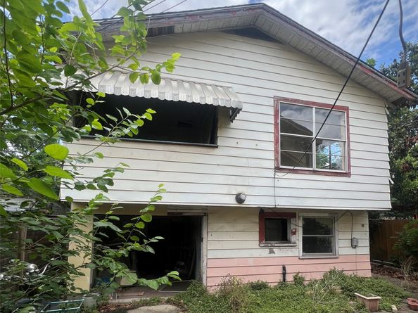 7626 Avenue H, Houston TX 77012