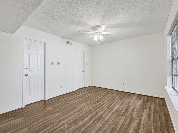 2300 Old Spanish Trail 1110, Houston TX 77054