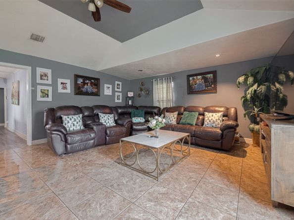 1540 Sheffield Boulevard, Houston TX 77015