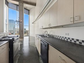 2000 Bagby Street 13432, Houston TX 77002