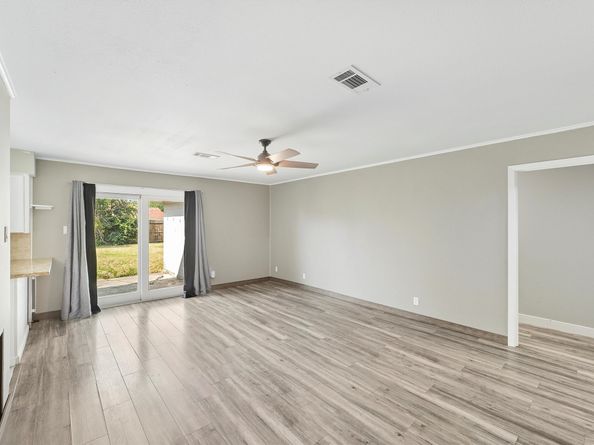 14143 Roundstone Lane, Houston TX 77015